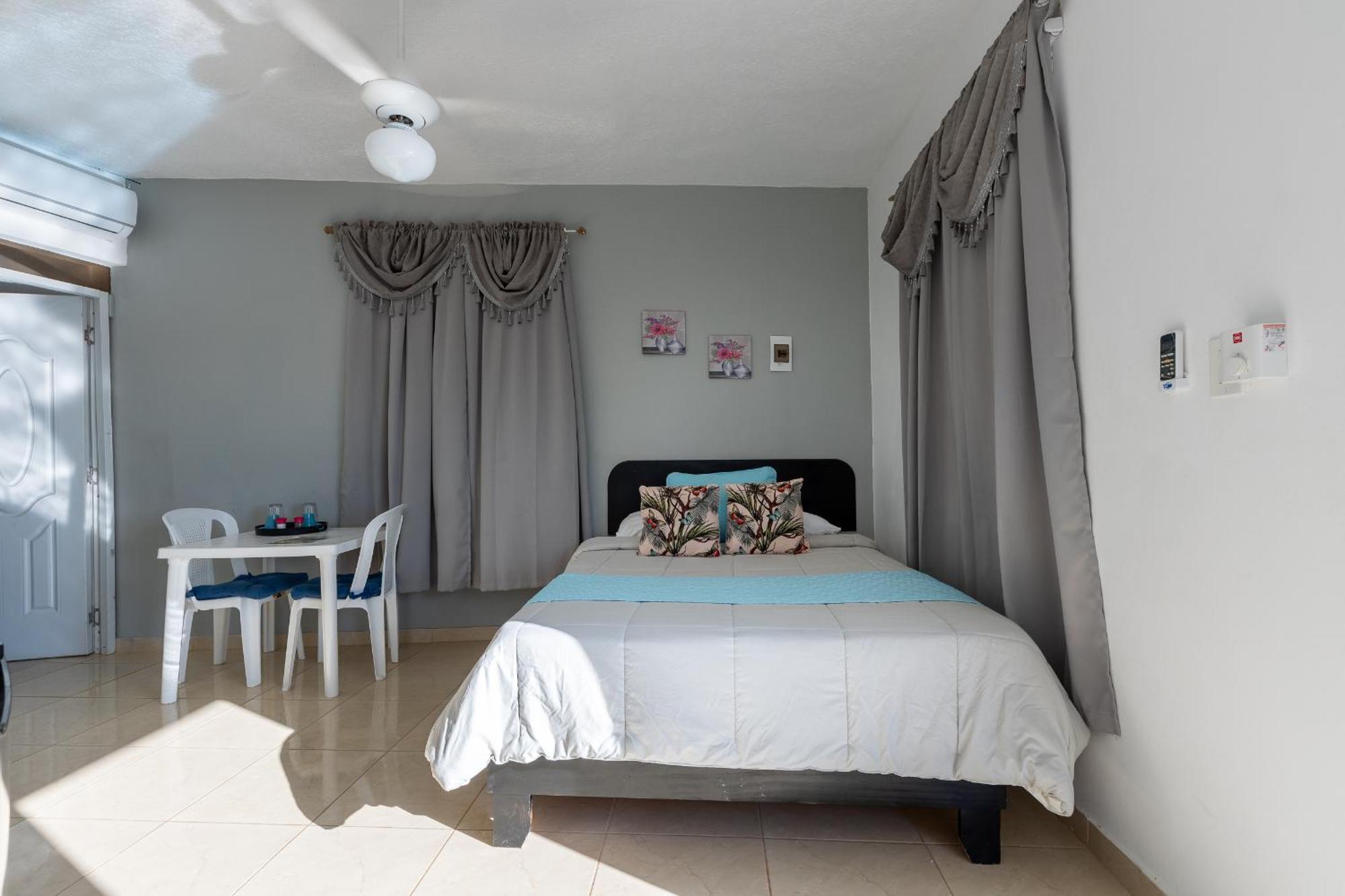 Edma Apartahotel Samana エクステリア 写真